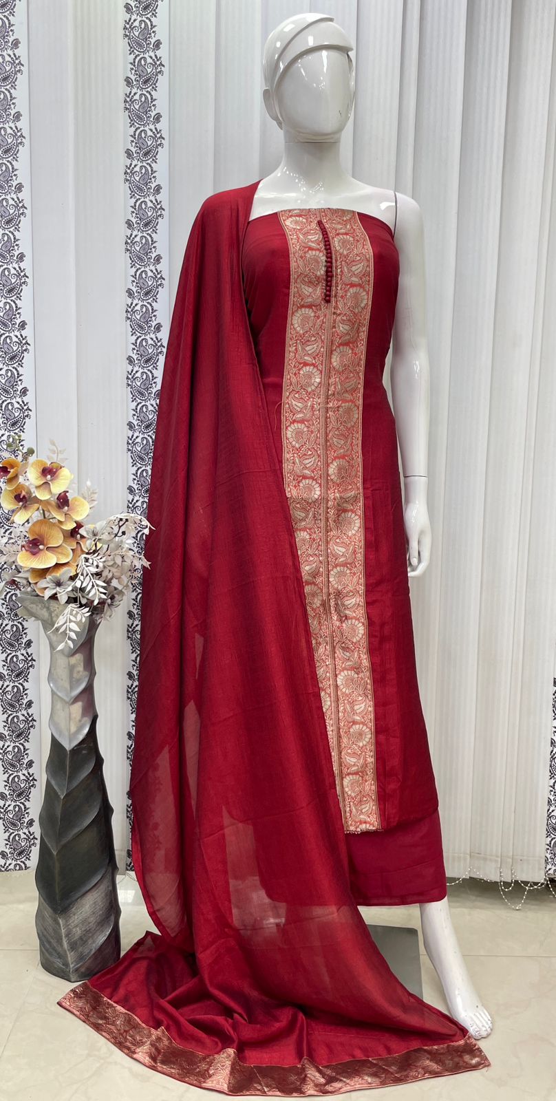 Niyyah - Silk Suit