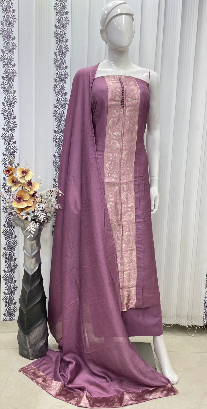 Niyyah - Silk Suit