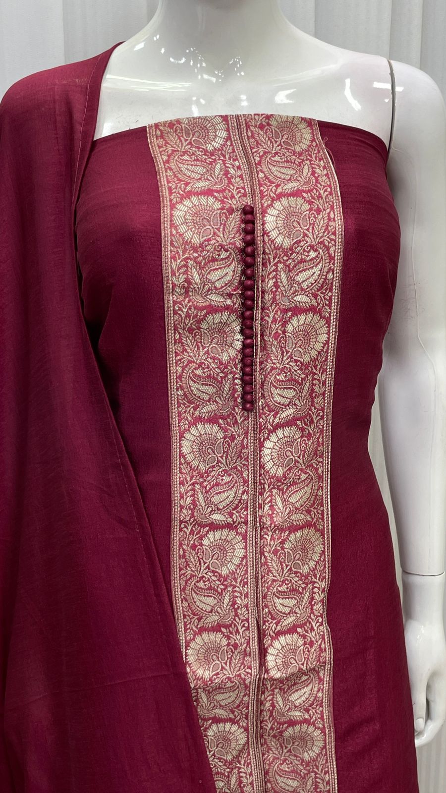 Niyyah - Silk Suit
