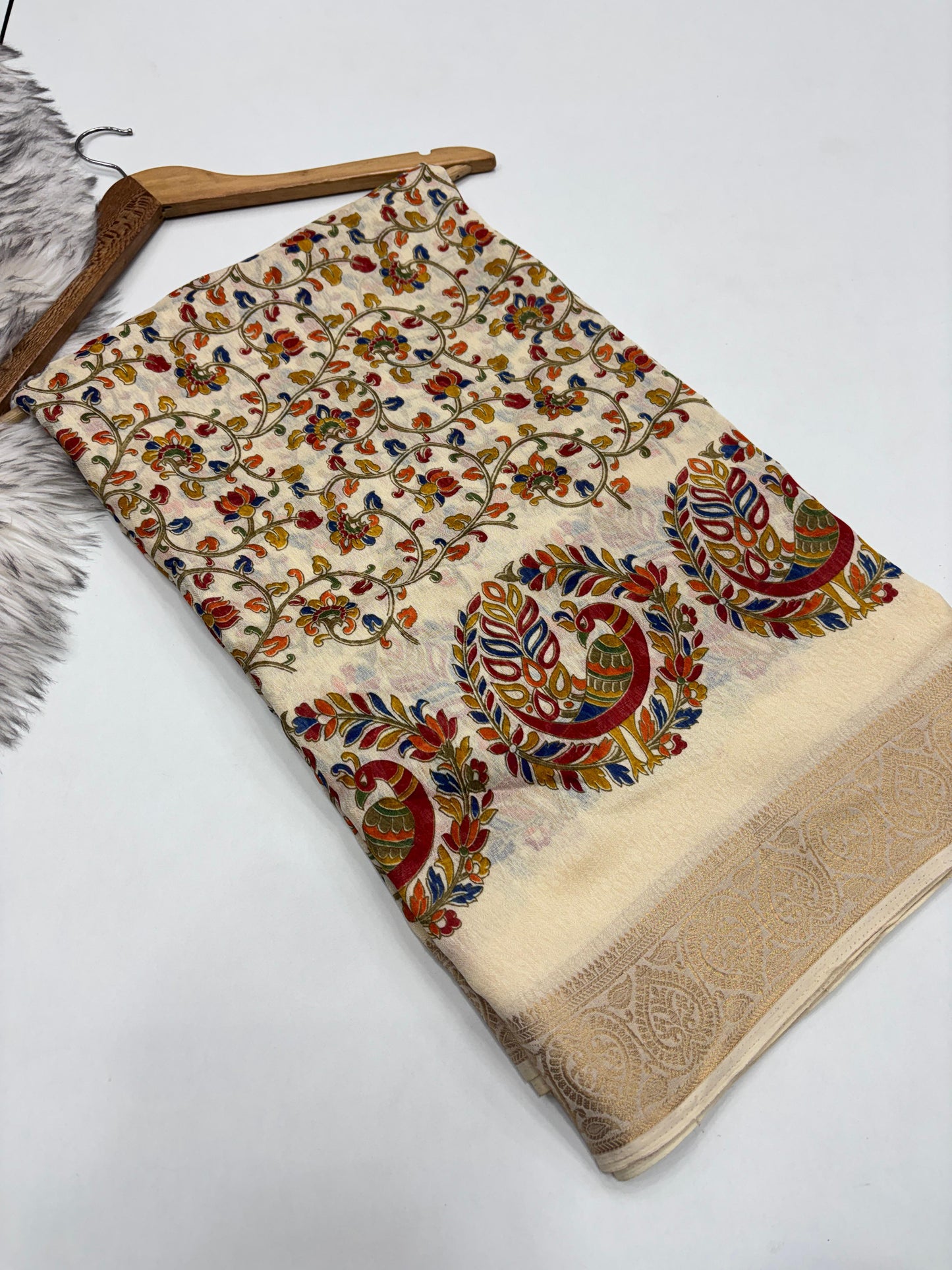 Ishira Marsh mellow silk