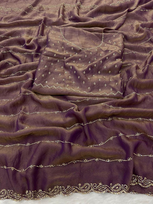 Zyna - Luxurious Space Silk Saree