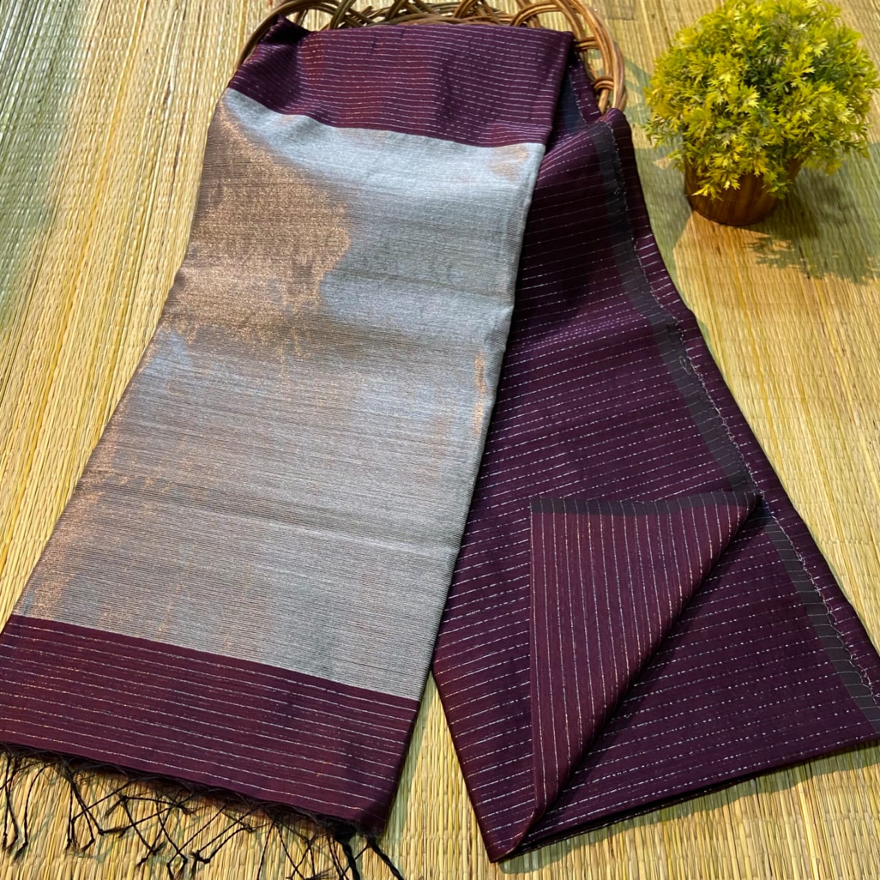 Tara - Zari Saree